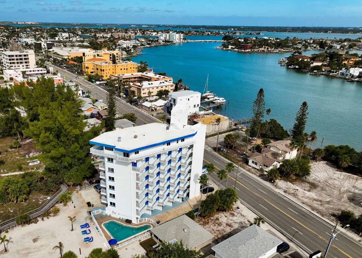Penthouse Beach Club, Hotel in Treasure Island