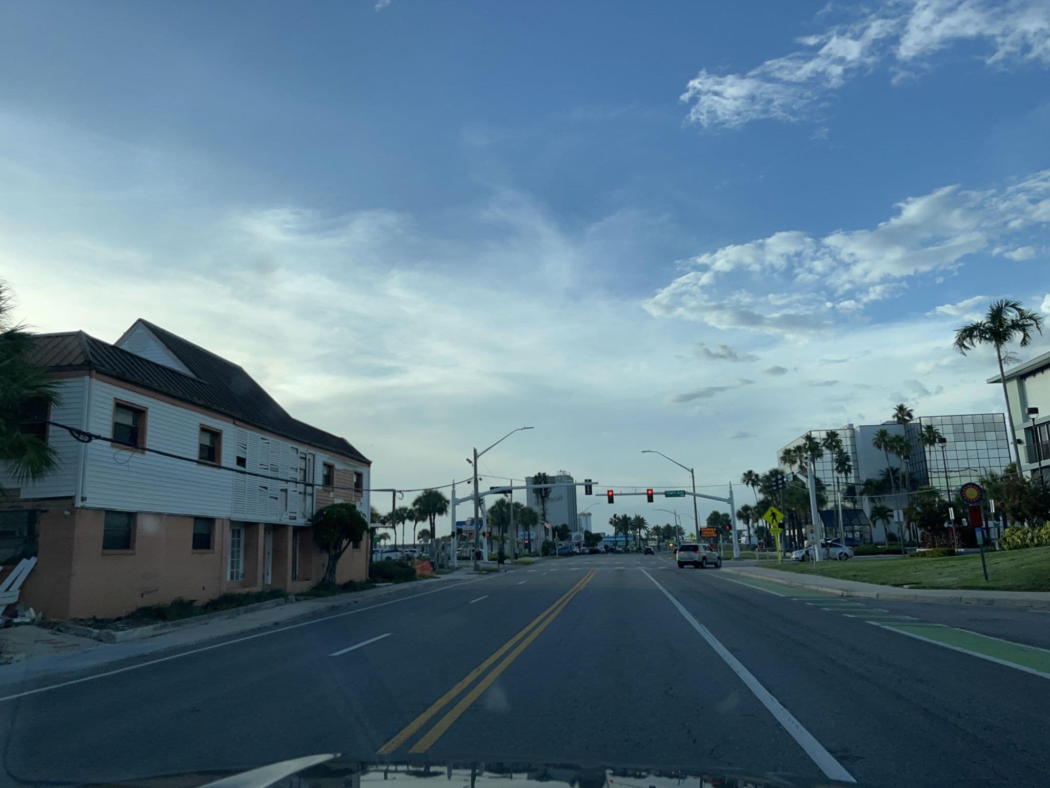 Street view near Treasure Shores, Treasure Island — © DriveWithHoang (CC BY-SA · Mapillary)