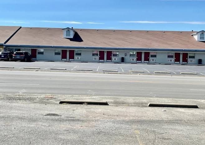 Delux Inn, Motel in Cleburne