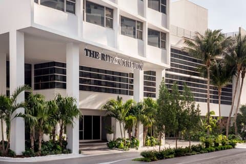 The Ritz-Carlton, South Beach, Hotel in Miami Beach
