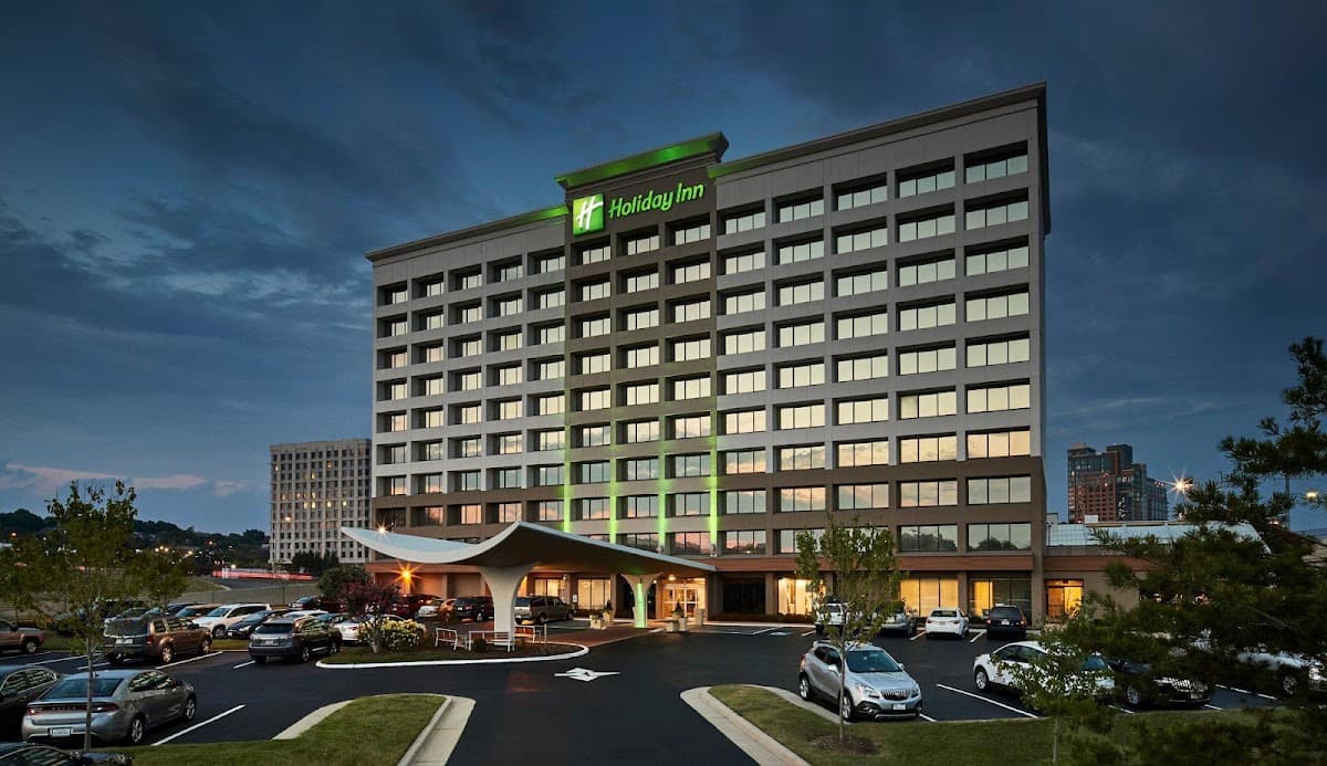 Holiday Inn Alexandria - Carlyle, Hotel in Belle Haven