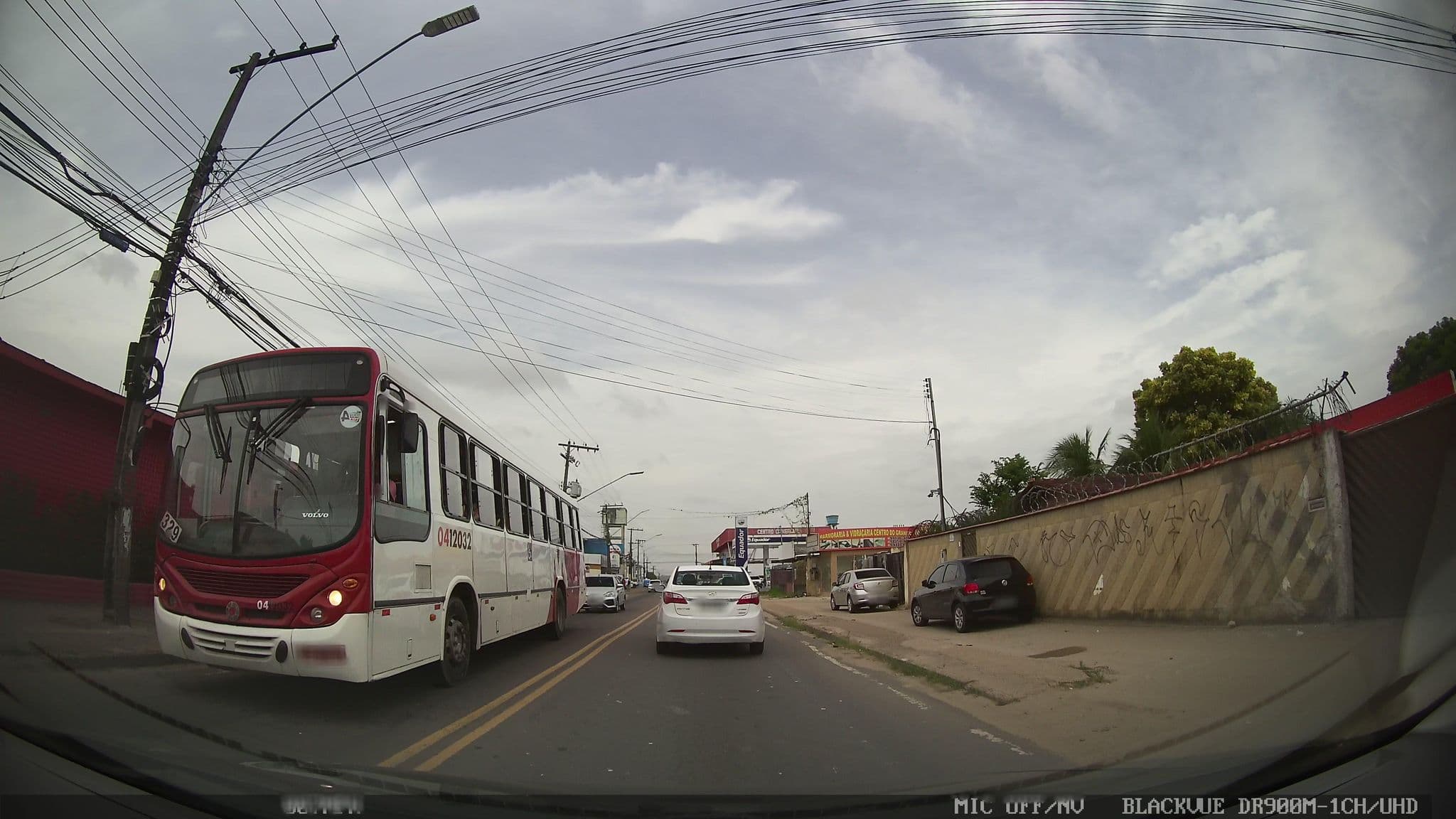 Street view near Motel Letom, Manaus — © kaart_1 (CC BY-SA · Mapillary)