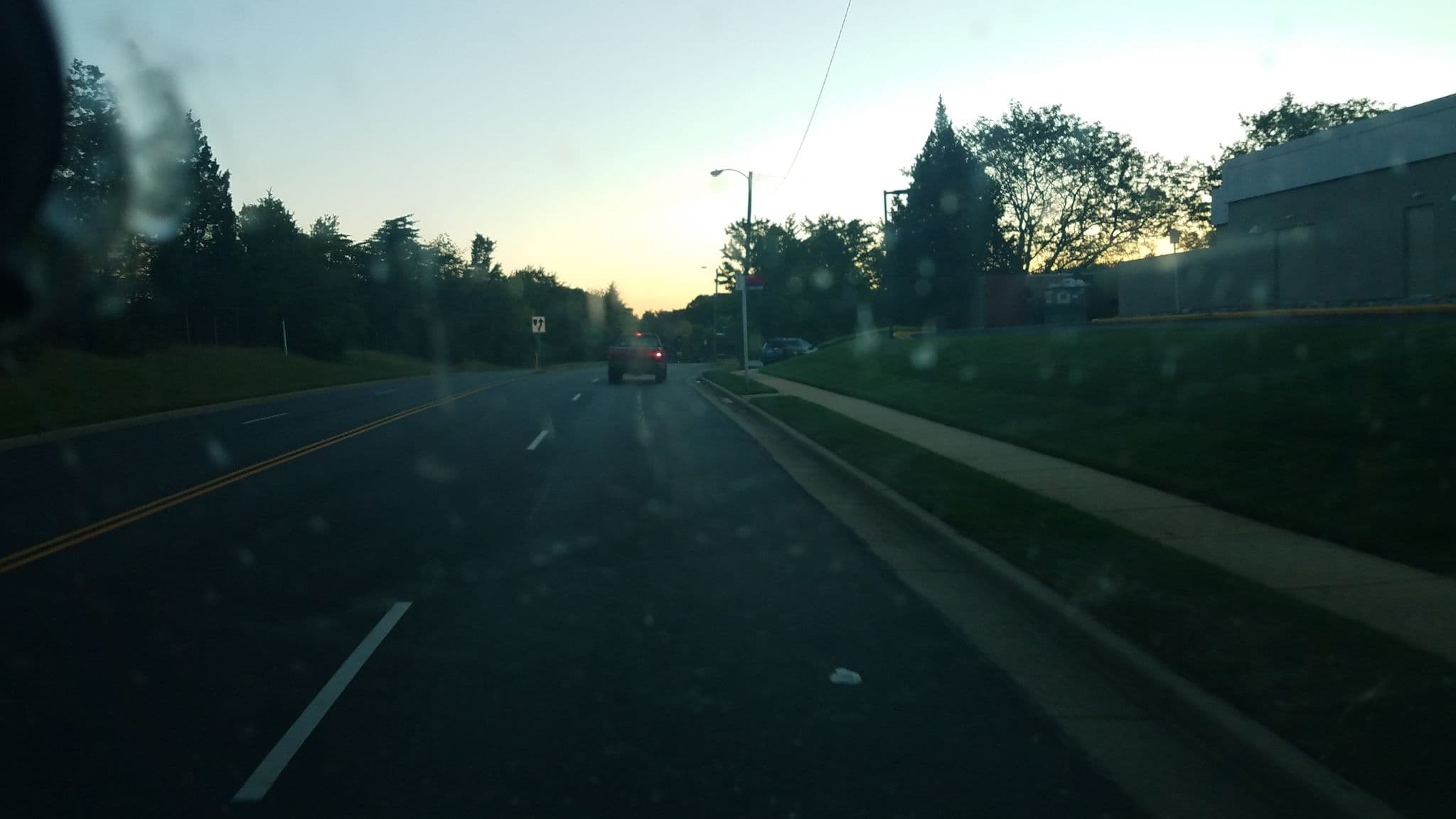 Street view near Courtyard Alexandria Pentagon South, Baileys Crossroads — © jbthemilker (CC BY-SA · Mapillary)