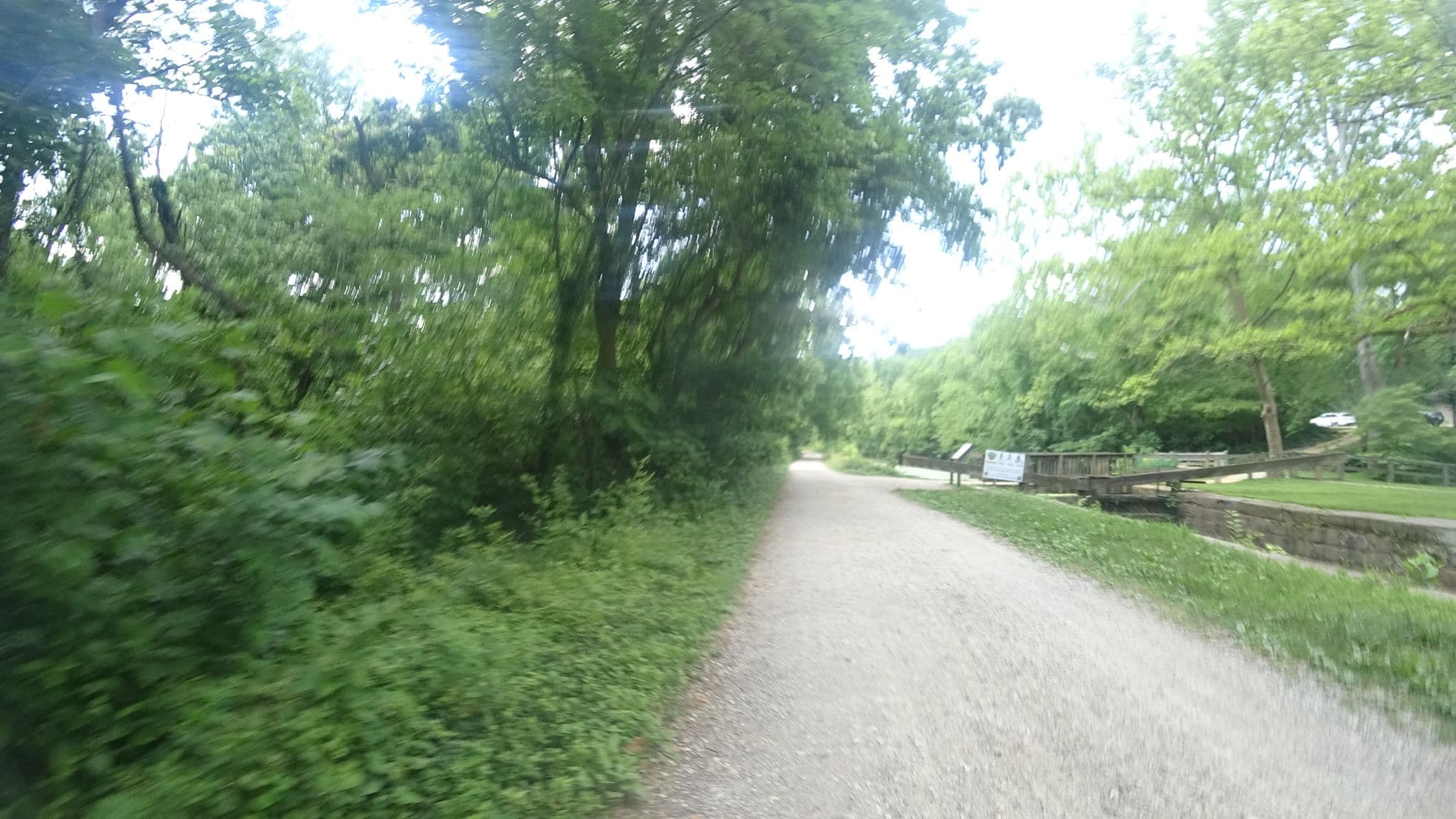 Street view near Lockhouse 6, Brookmont — © danbjoseph (CC BY-SA · Mapillary)