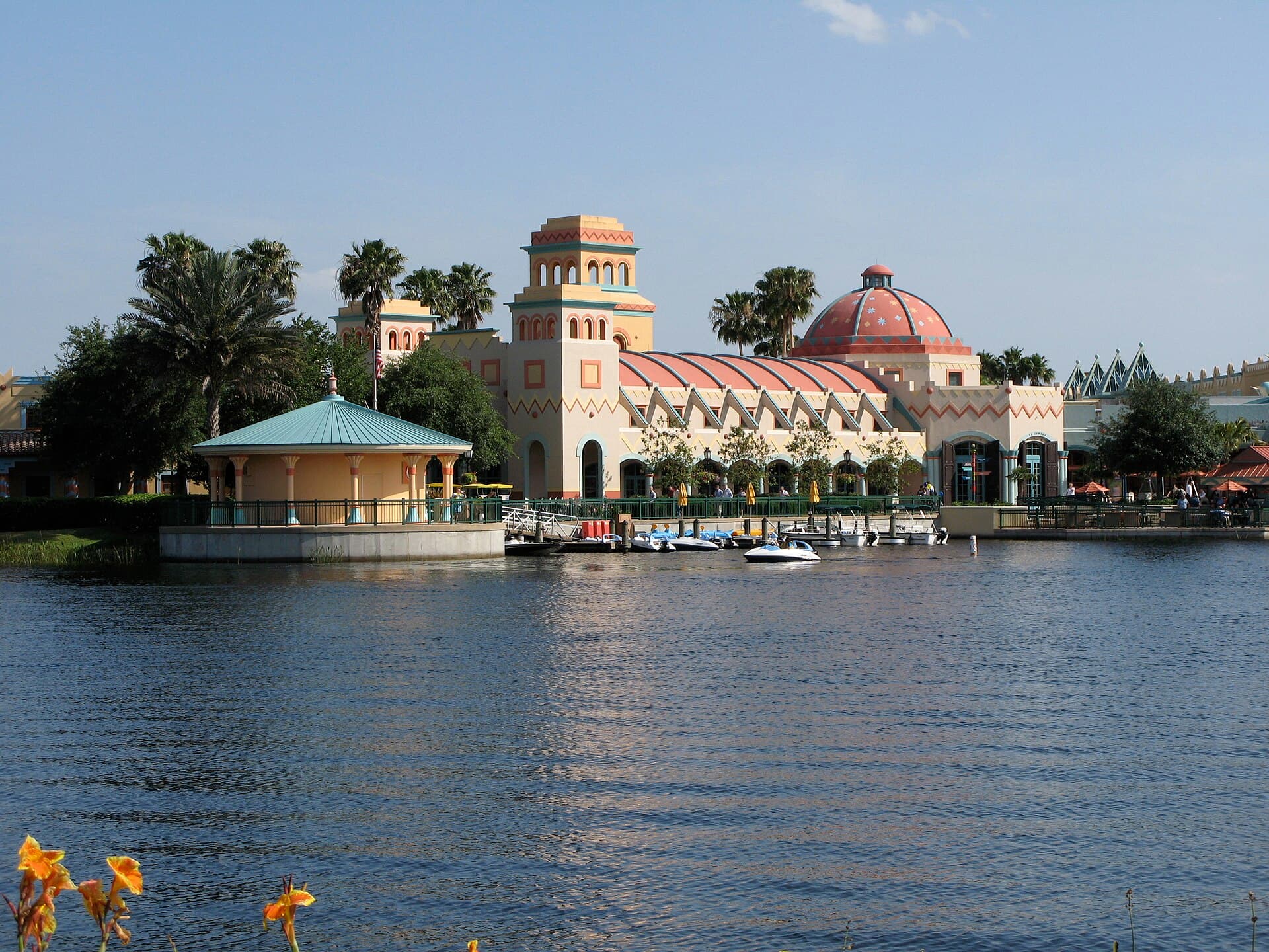 Disney's Coronado Springs Resort (via Wikimedia Commons, CC BY 2.0)