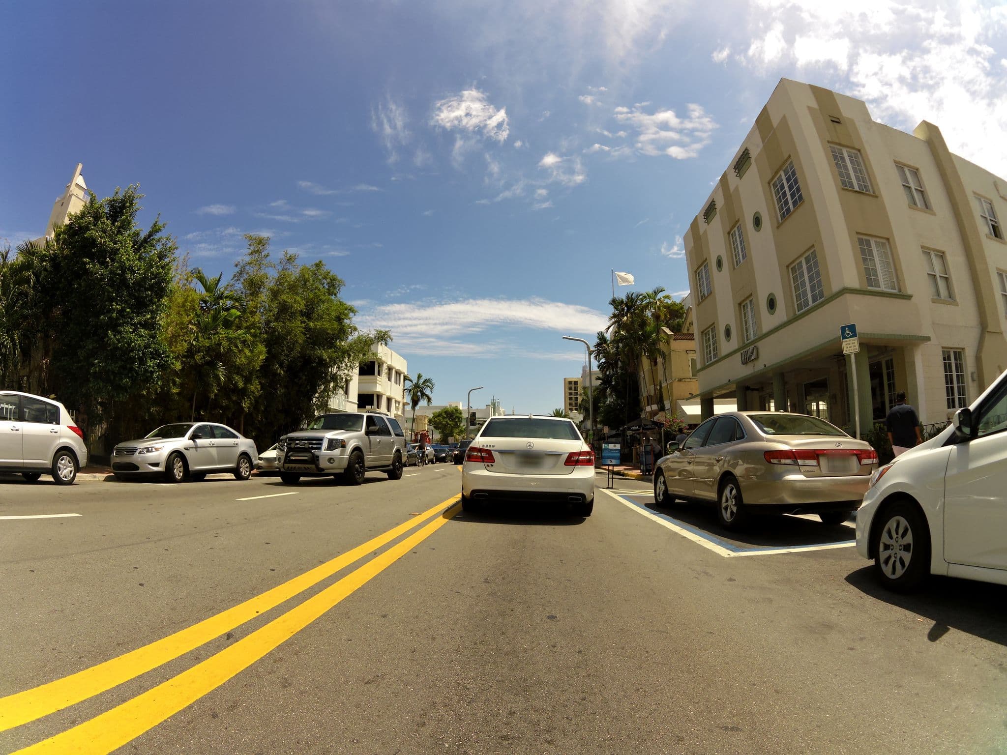 Street view near Kasa La Flora Miami Beach, Miami Beach — © jlevente (CC BY-SA · Mapillary)