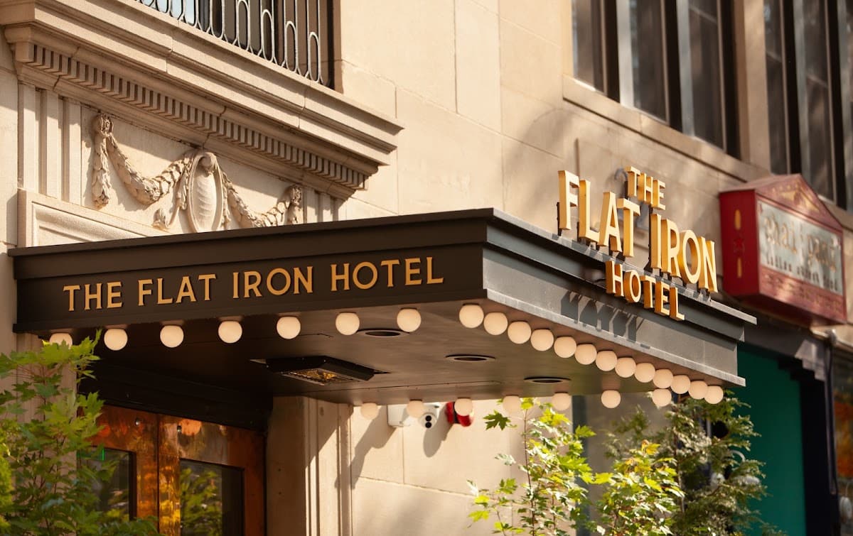 The Flat Iron Hotel, Hotel in Asheville