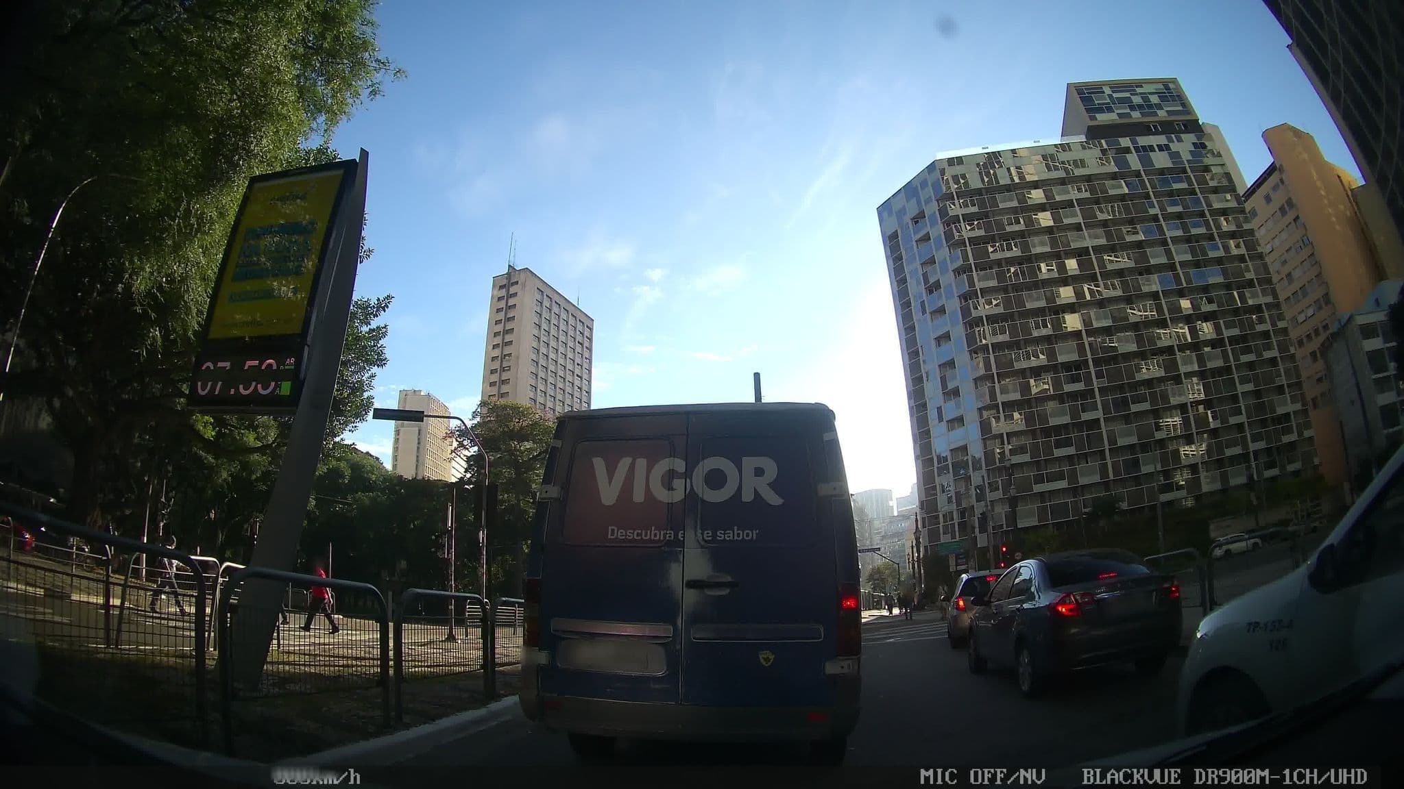 Street view near Nacional Inn Jaraguá Conventions, Republica — © kaart_2 (CC BY-SA · Mapillary)