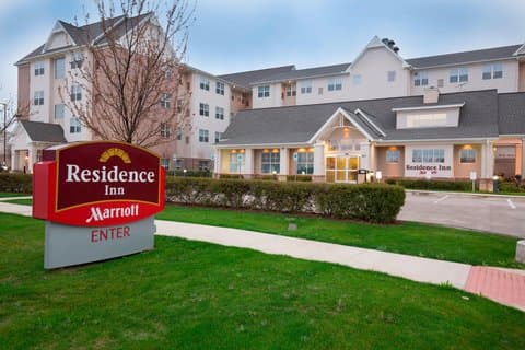 Residence Inn Dallas Arlington South, Hotel in Dalworthington Gardens
