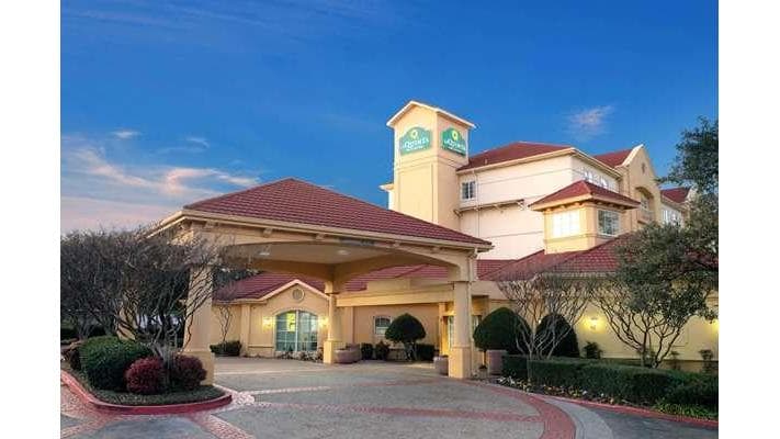 La Quinta Inn & Suites Dallas Arlington South, Hotel in Dalworthington Gardens
