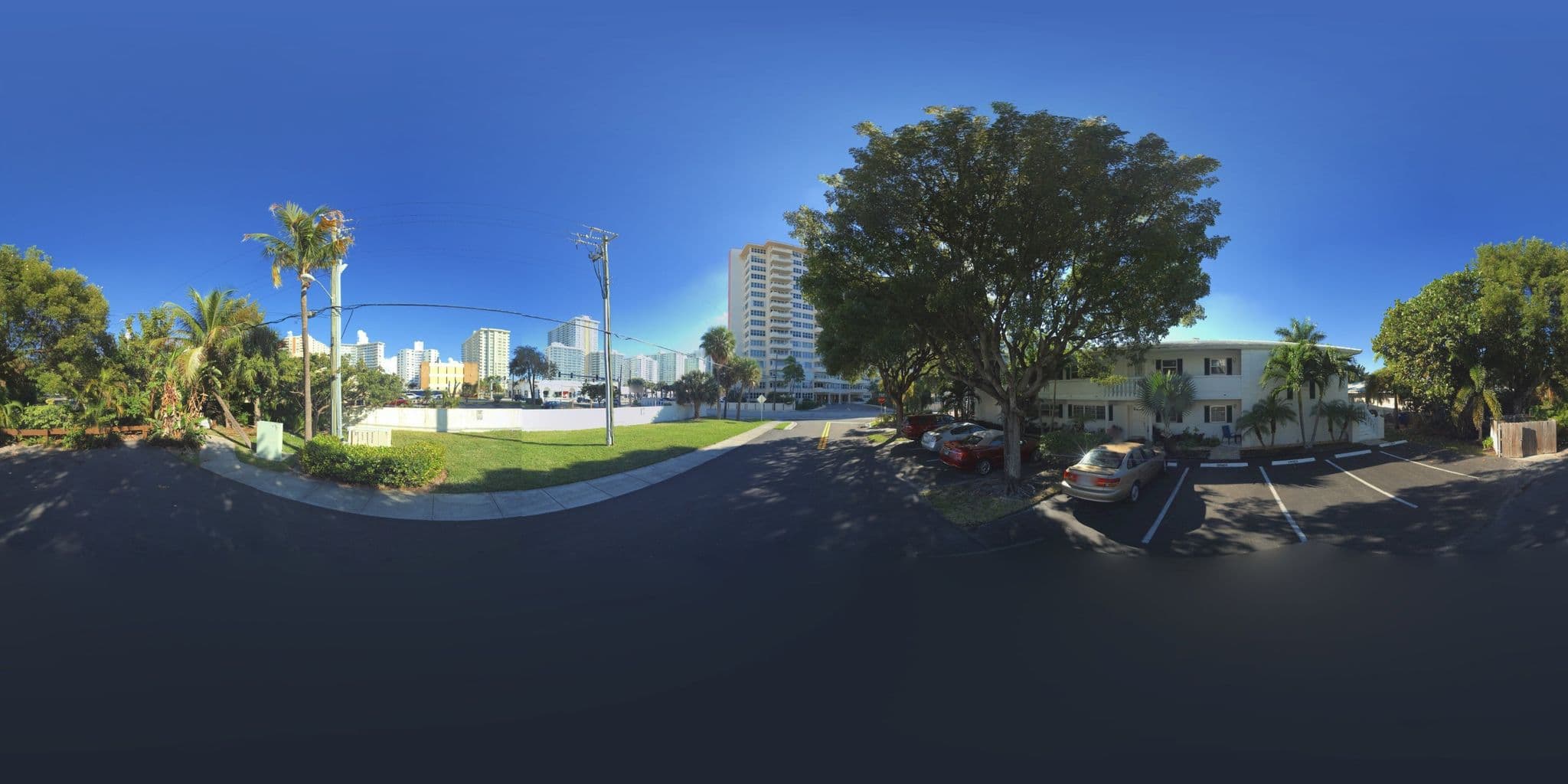 Street view near Galt Villas, Lauderdale-by-the-Sea — © microsoft (CC BY-SA · Mapillary)