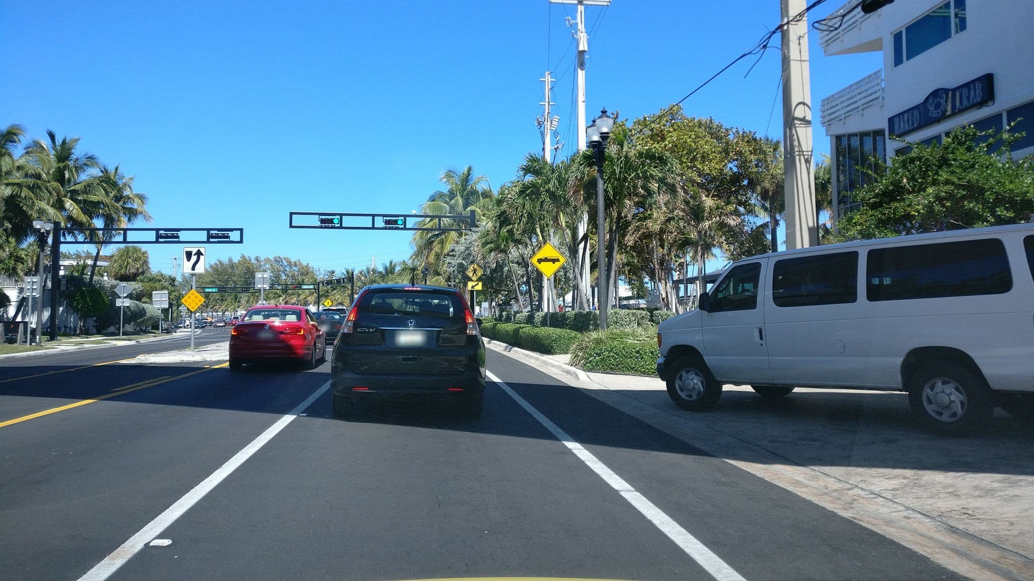 Street view near Sheraton Fort Lauderdale Beach Hotel, Sunrise — © jlevente (CC BY-SA · Mapillary)