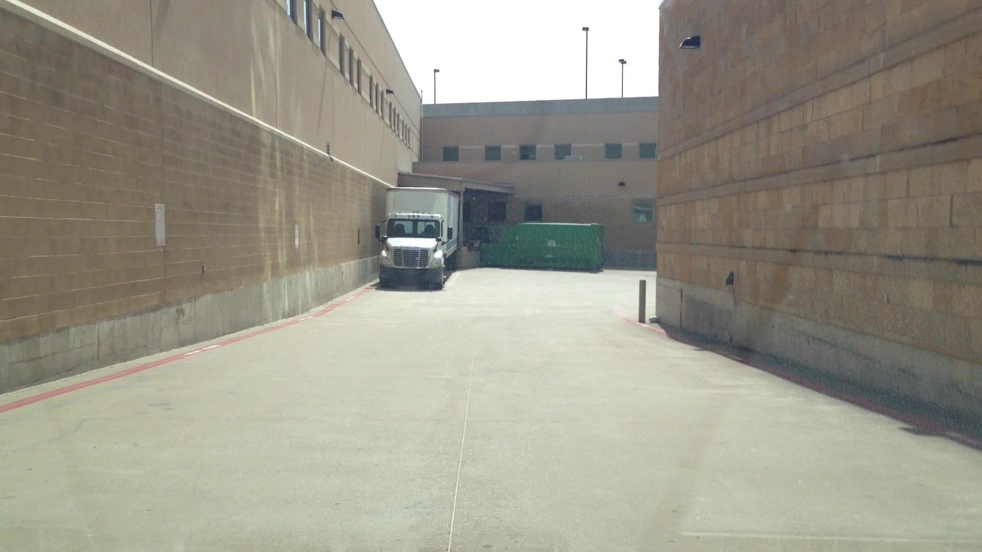 Street view near Embassy Suites & Conference Center, Frisco — © lvl5 (CC BY-SA · Mapillary)