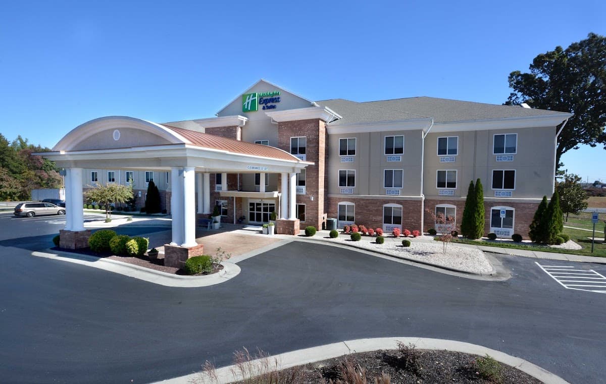 Holiday Inn Express & Suites High Point South, Hotel in Archdale