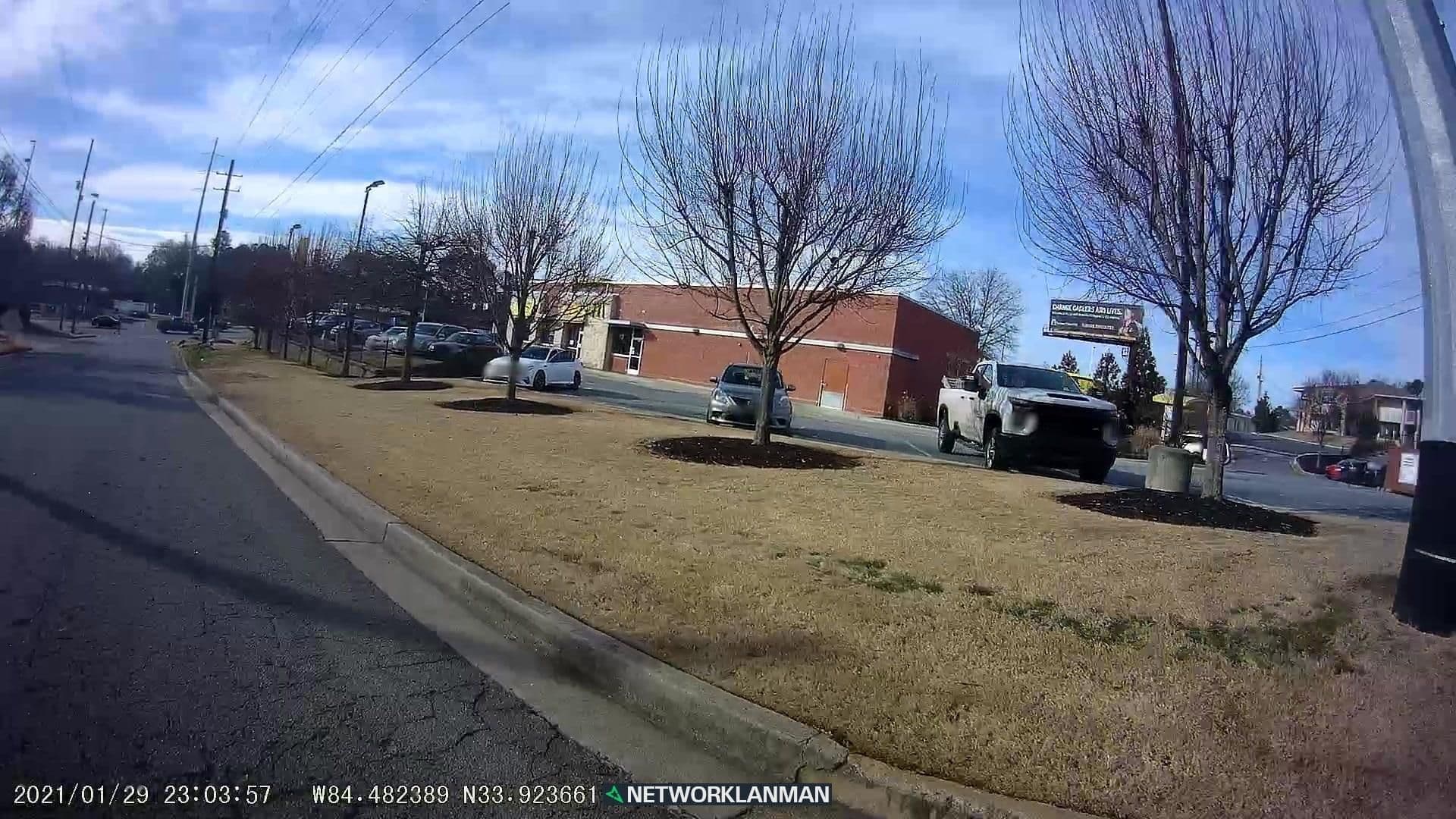 Street view near Drury Inn & Suites, Smyrna — © networklanman (CC BY-SA · Mapillary)