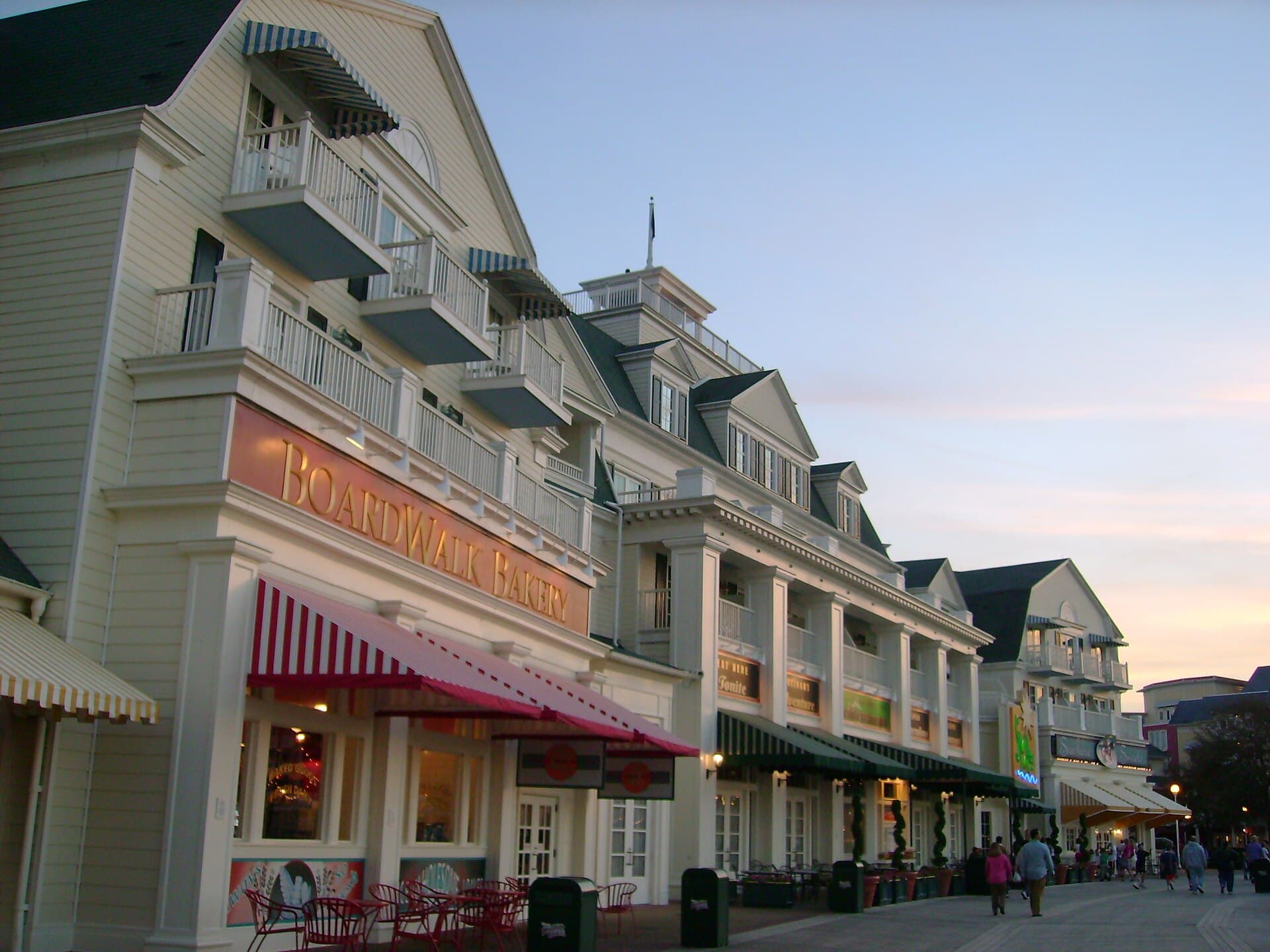 Disney's BoardWalk Inn (via Wikimedia Commons, Public domain)