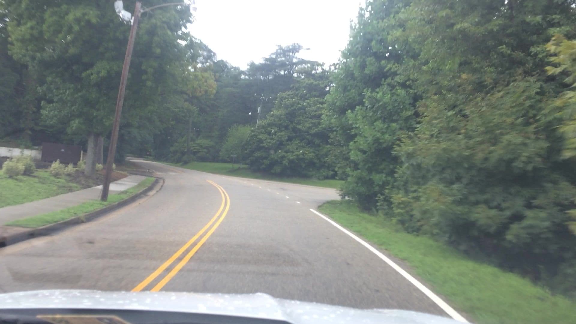 Street view near Econo Lodge, Gloucester Point — © lvl5 (CC BY-SA · Mapillary)