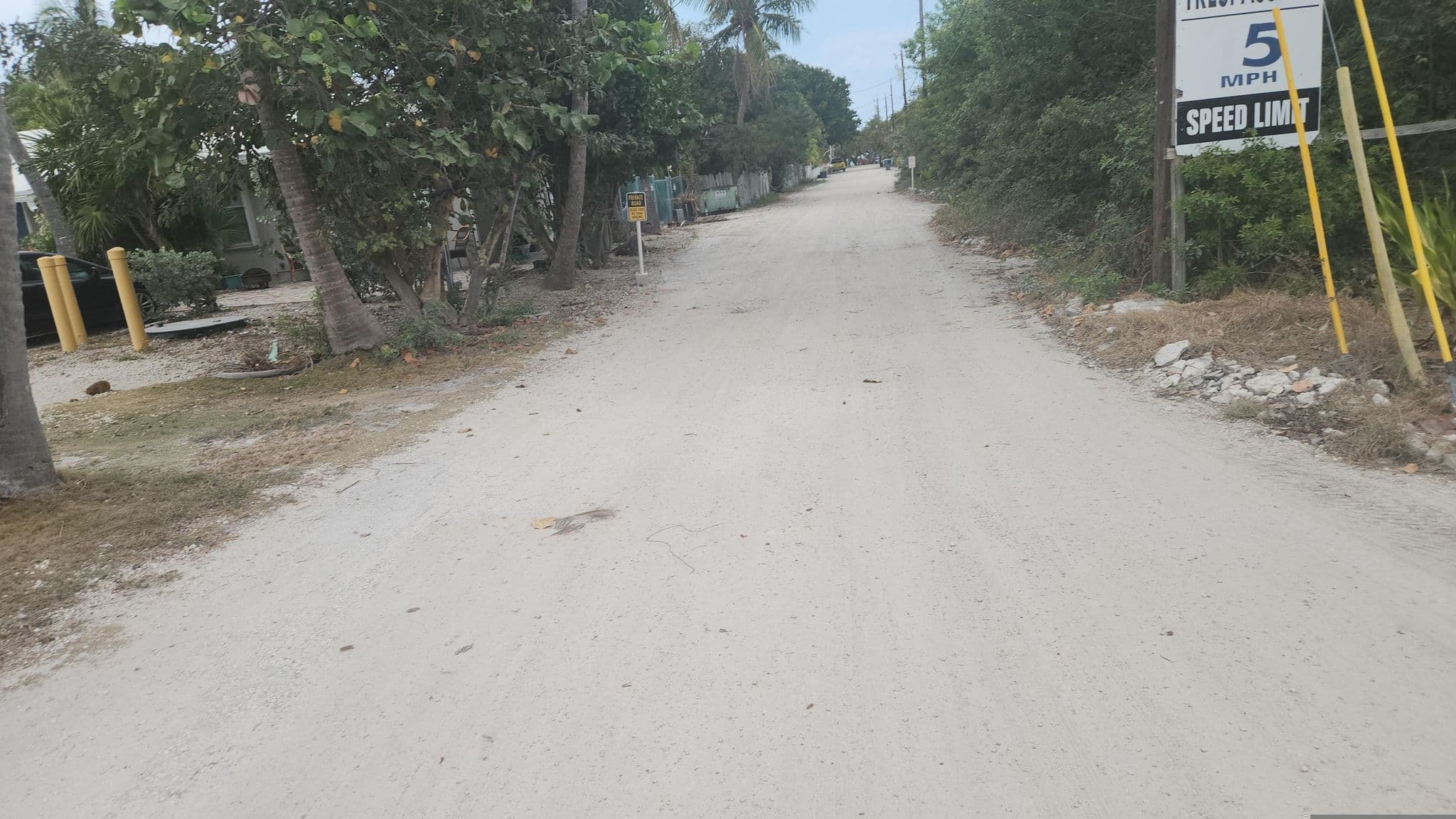 Street view near Flamingo Key Llc, Marathon — © rps333 (CC BY-SA · Mapillary)