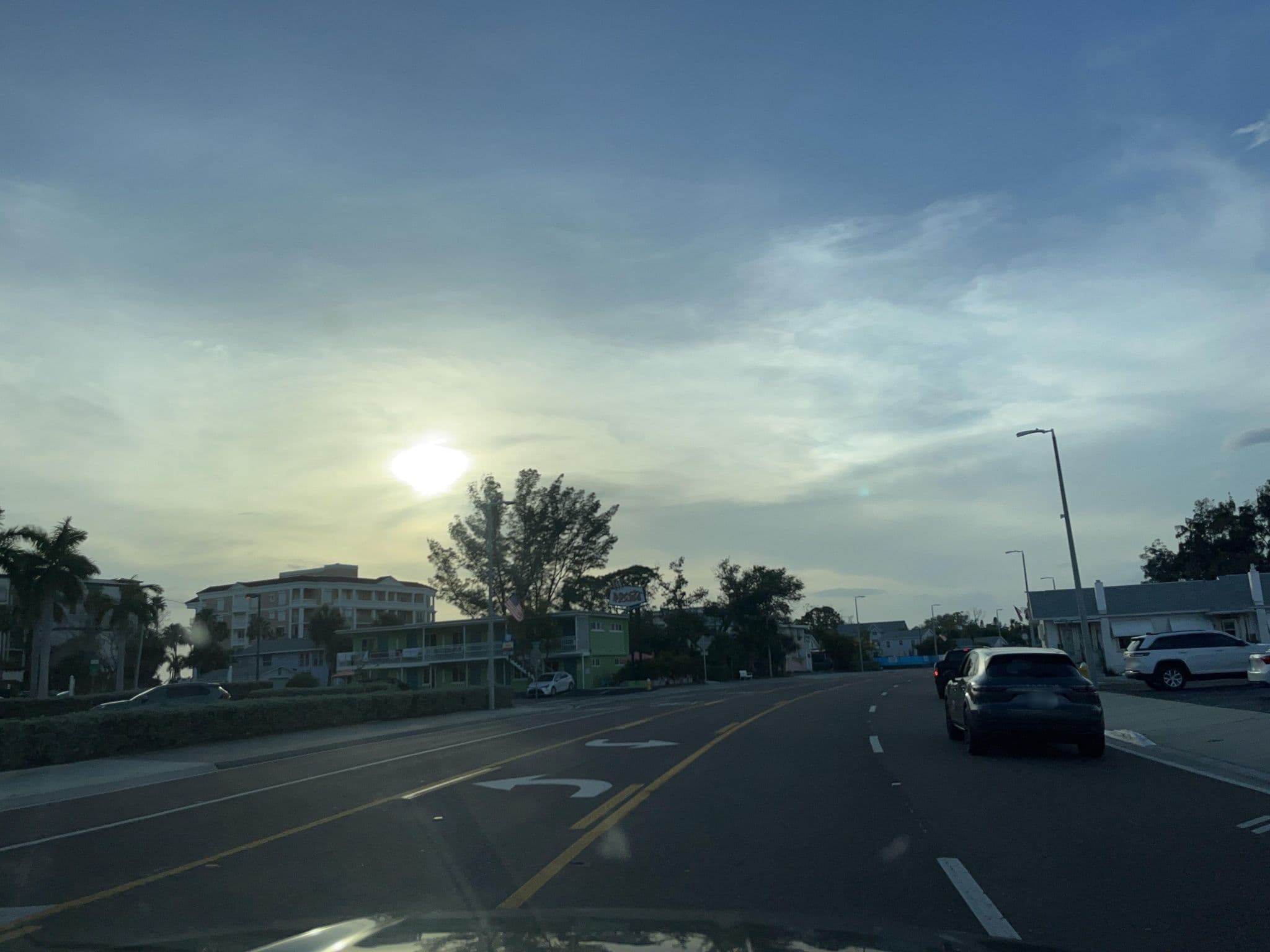 Street view near Beach House East Motel, Treasure Island — © DriveWithHoang (CC BY-SA · Mapillary)