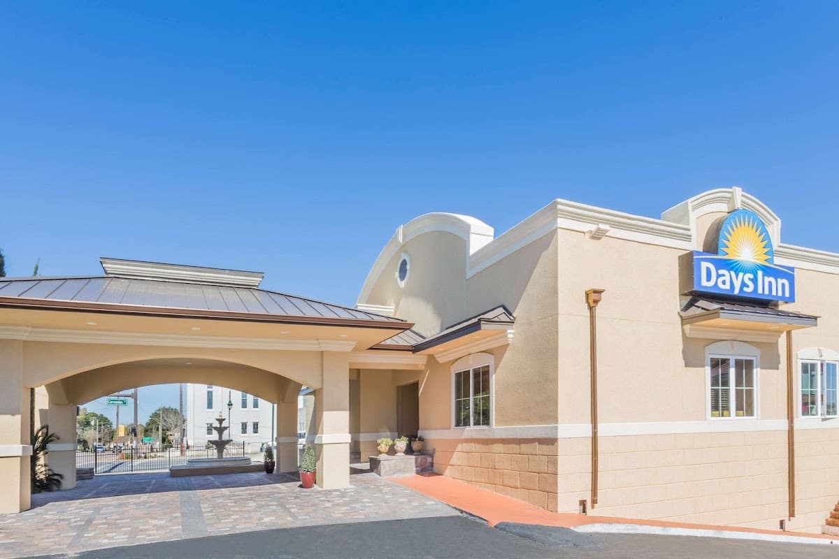 Days Inn by Wyndham Pensacola - Historic Downtown, Hotel in Pensacola