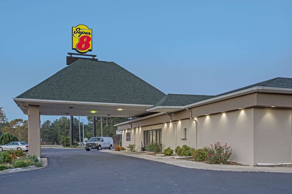 Super 8 by Wyndham Dunn, Motel in Dunn