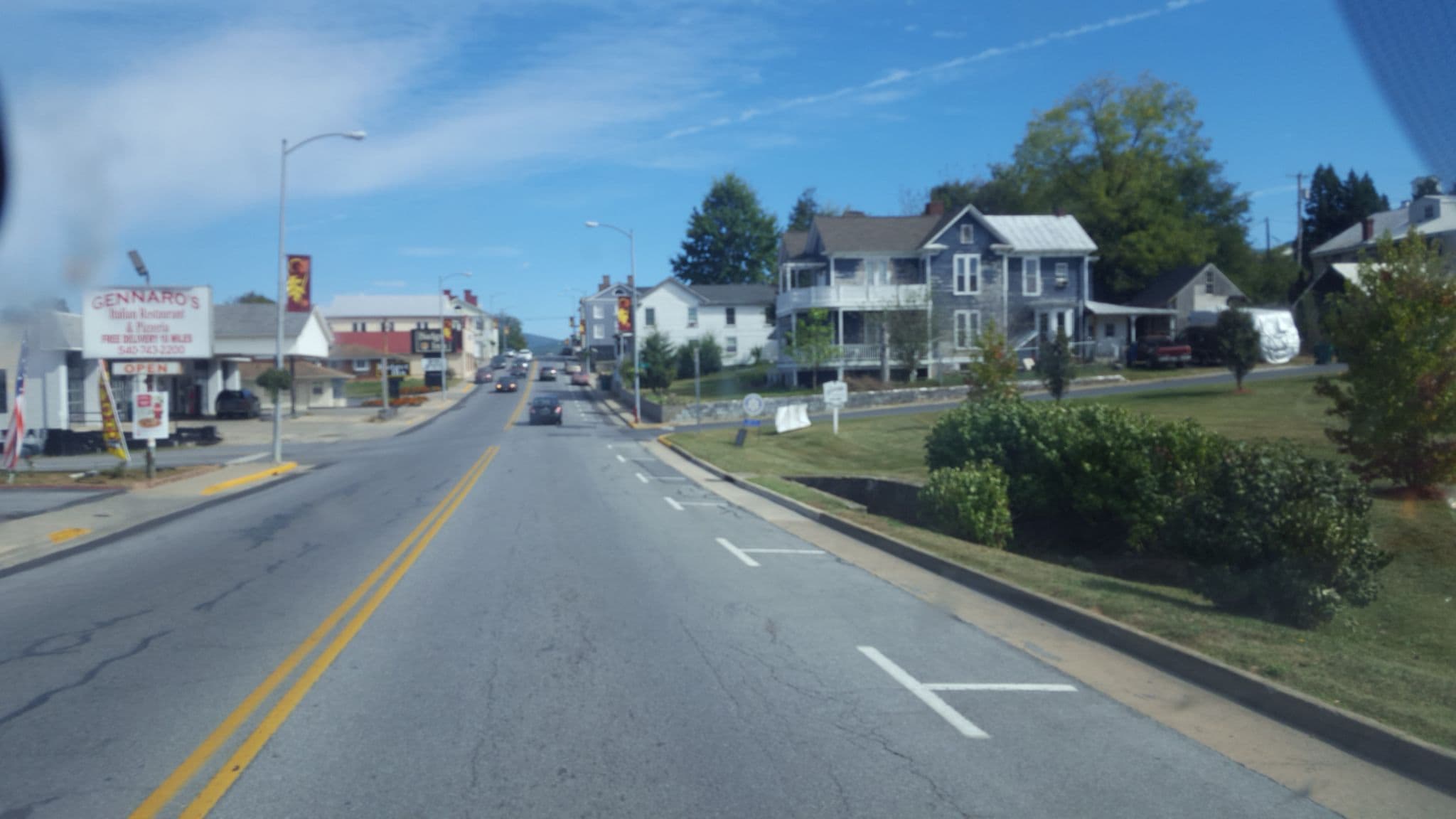 Street view near Quality Inn, Luray — © jbthemilker (CC BY-SA · Mapillary)