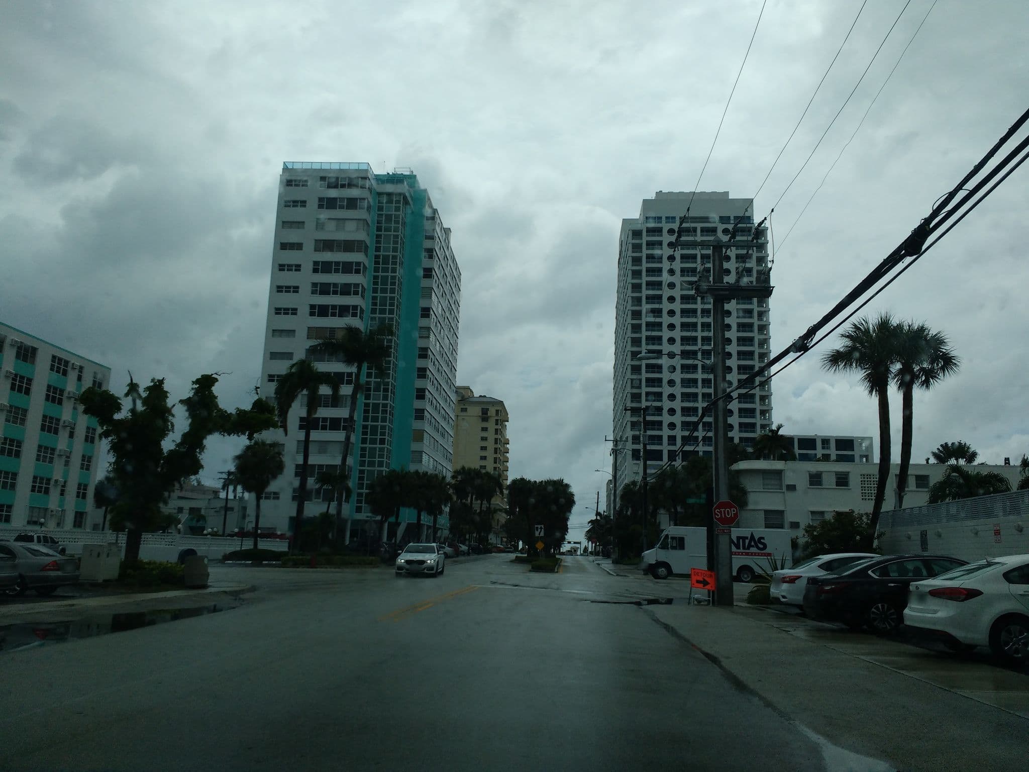 Street view near Alcazar Resort, Sunrise — © thetornado76 (CC BY-SA · Mapillary)