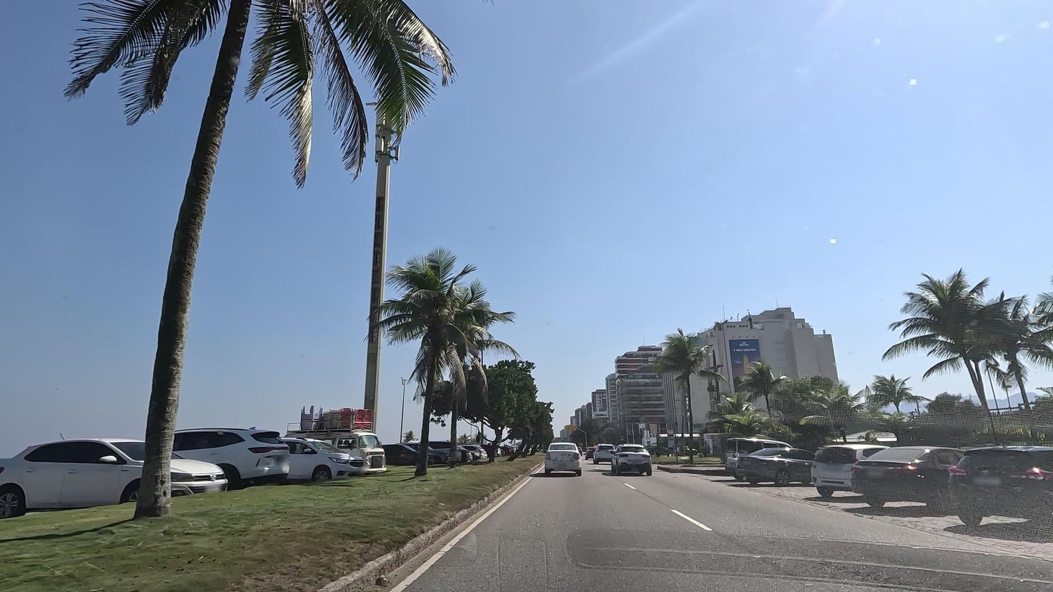 Street view near Condominio Waterways, Barra da Tijuca — © Malu25 (CC BY-SA · Mapillary)