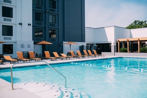 Courtyard by Marriott Gulfport Beachfront, Hotel in Gulfport