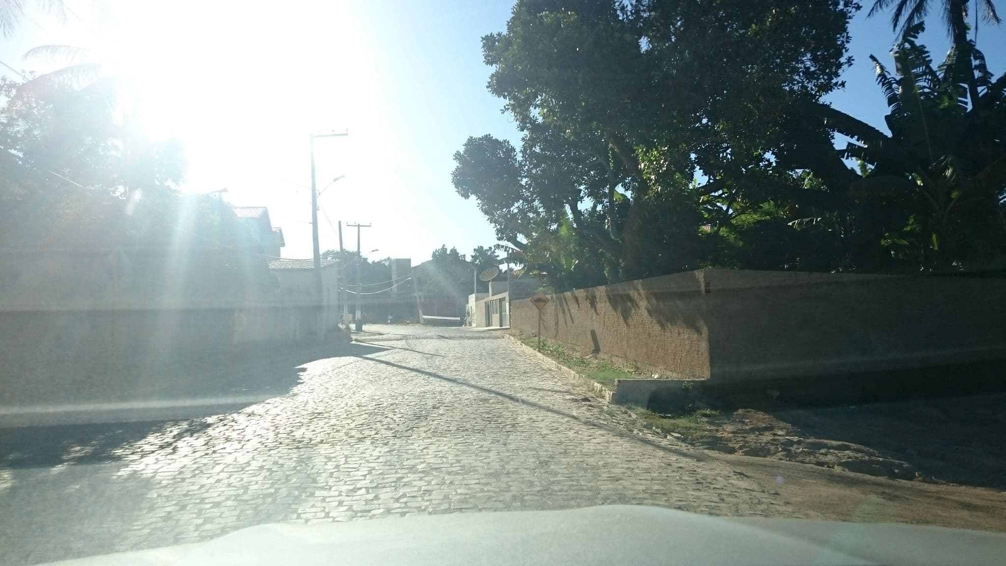 Street view near Pousada Lalá, Martins — © fredporto (CC BY-SA · Mapillary)