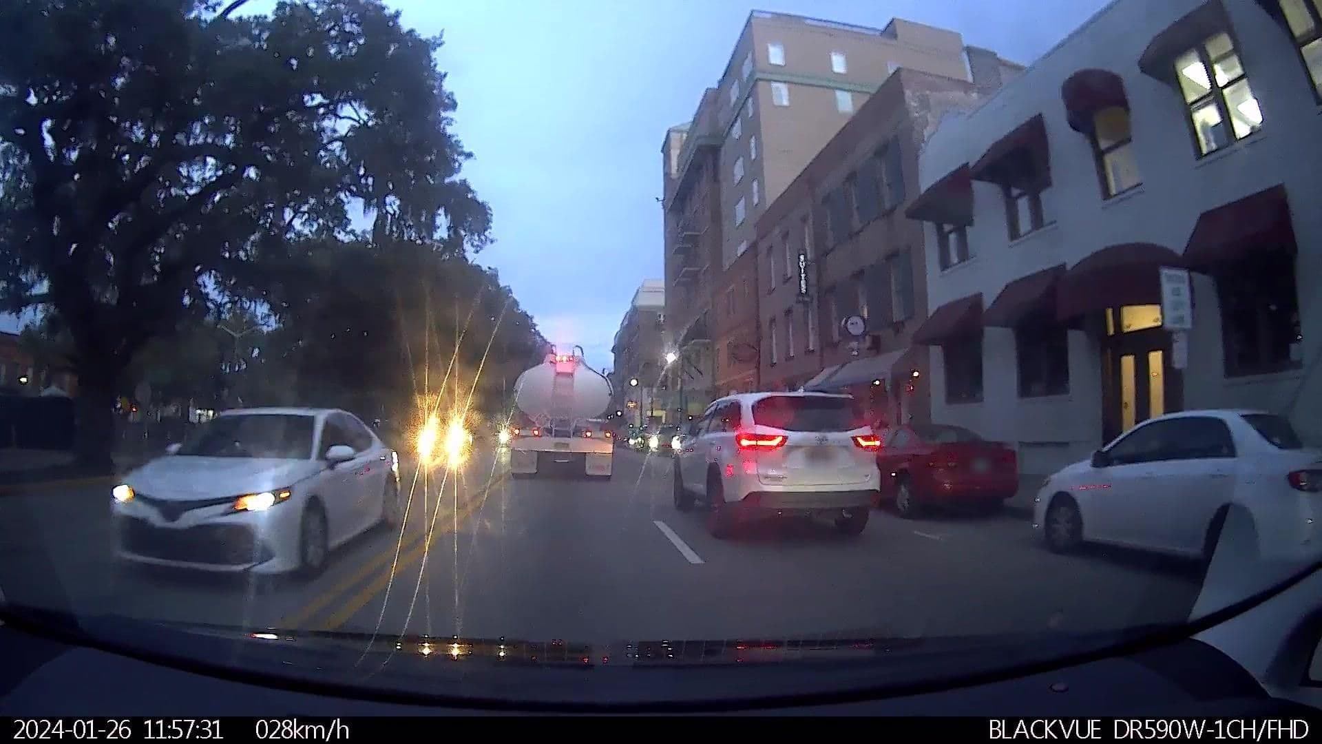 Street view near Oglethorpe Lodge, Savannah — © davegis (CC BY-SA · Mapillary)