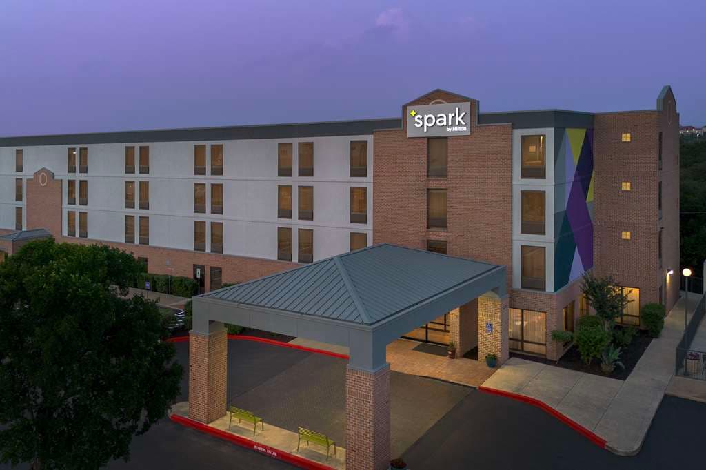 Spark by Hilton San Antonio Northwest near Six Flags, Hotel in Shavano Park