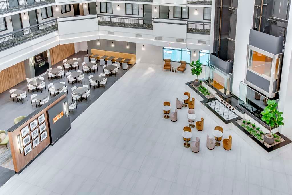 Embassy Suites by Hilton Louisville, Hotel in Lyndon