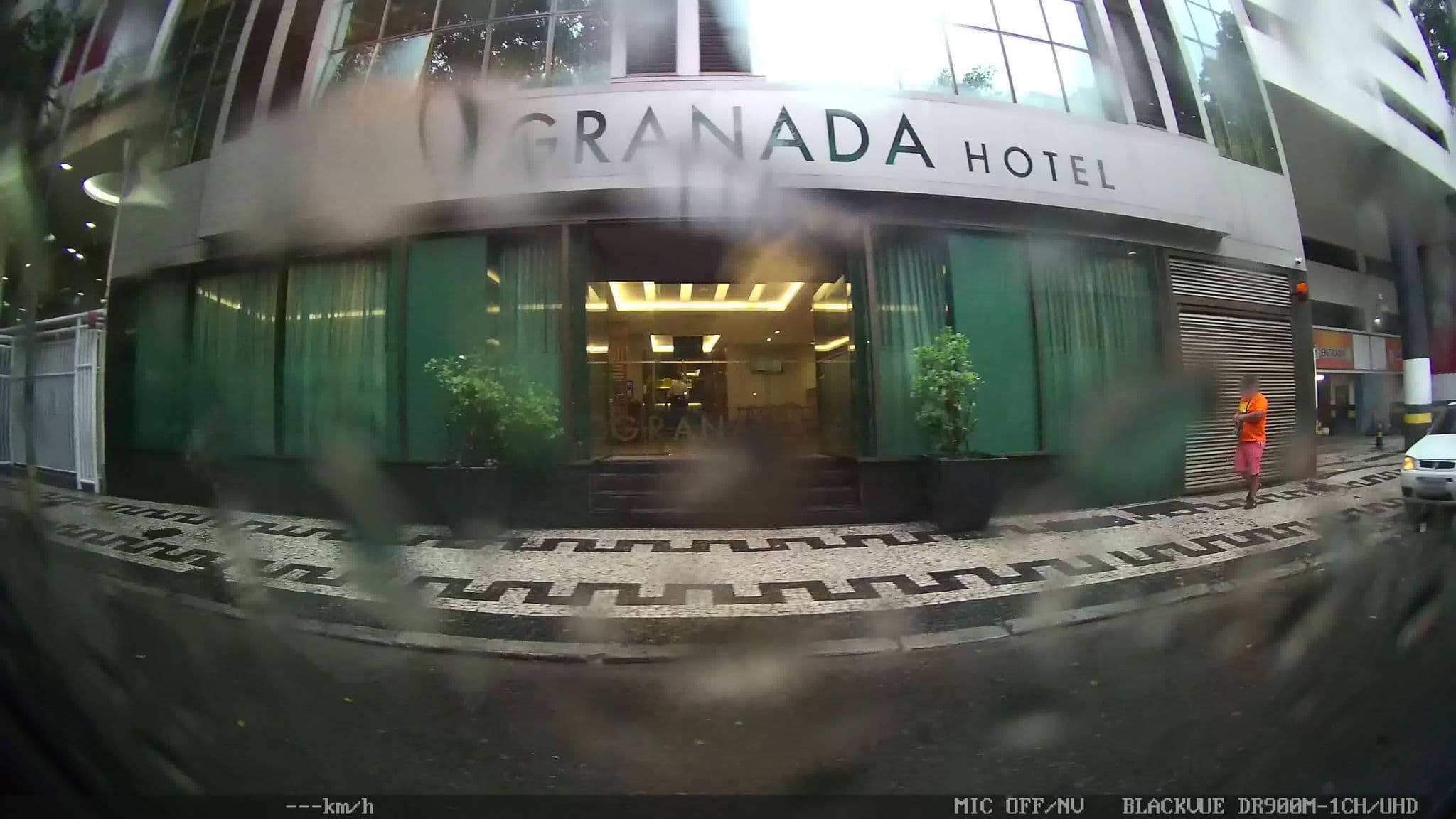 Street view near Granada Hotel, Rio de Janeiro — © kaart_2 (CC BY-SA · Mapillary)