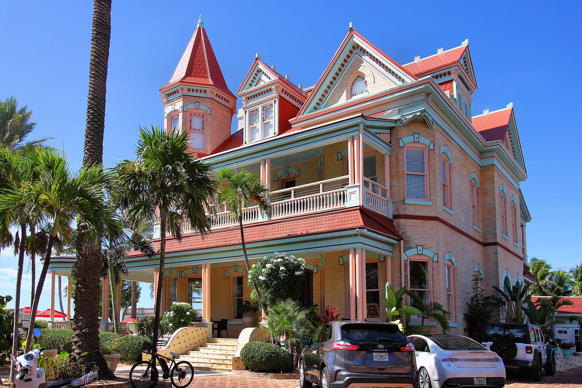 The Southernmost House (via Wikimedia Commons, CC BY 4.0)