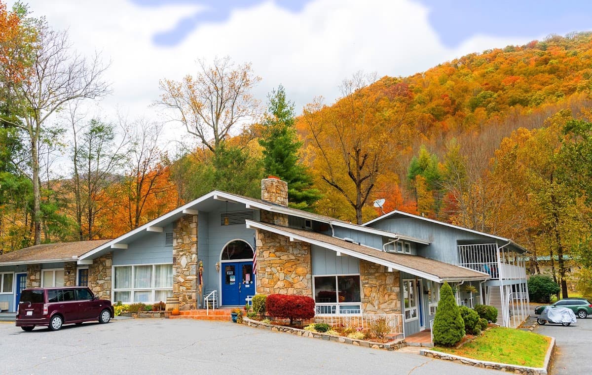 Meadowlark Motel, Motel in Maggie Valley