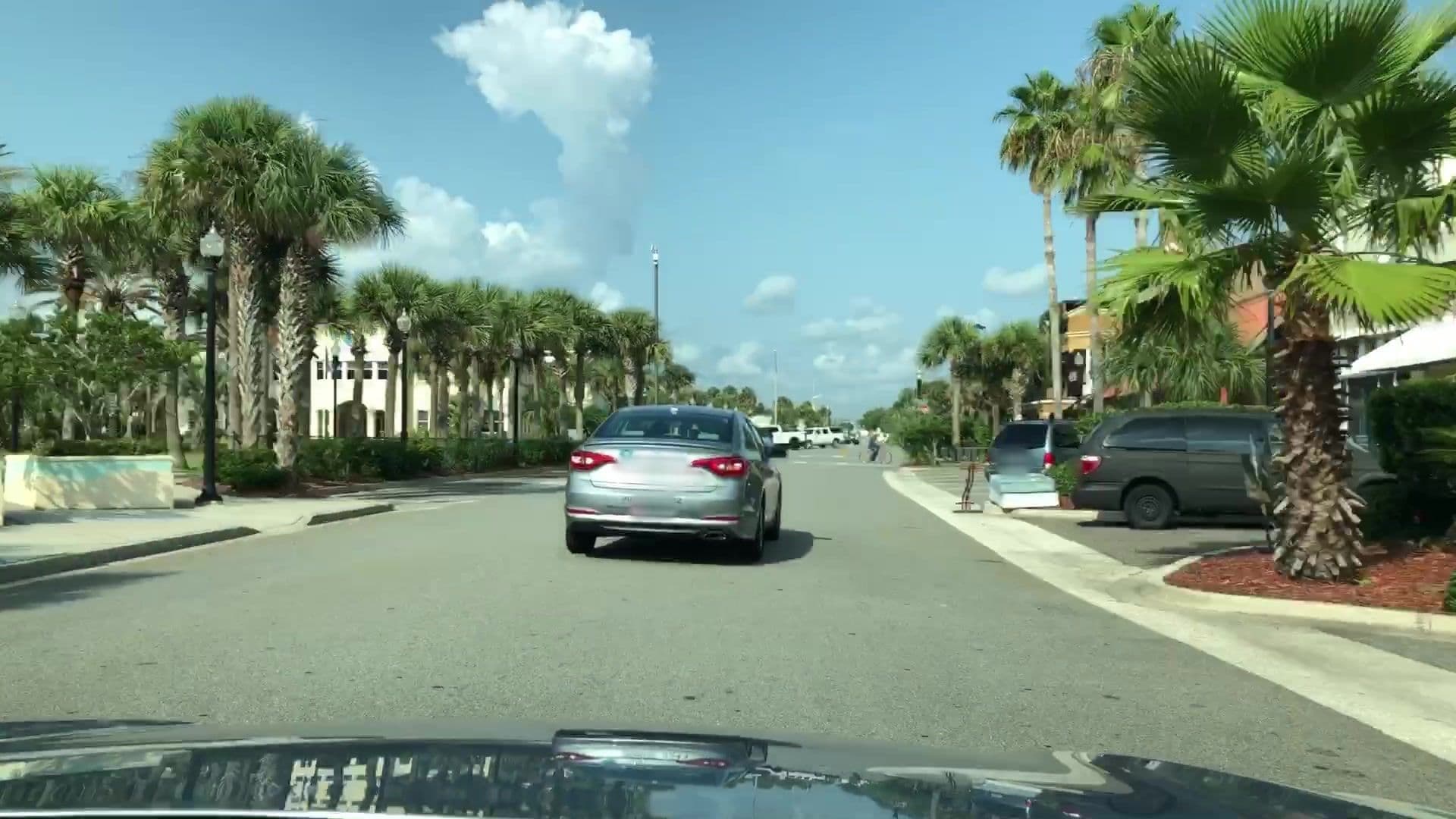 Street view near Seawalk Hotel and Spa, Jacksonville Beach — © lvl5 (CC BY-SA · Mapillary)