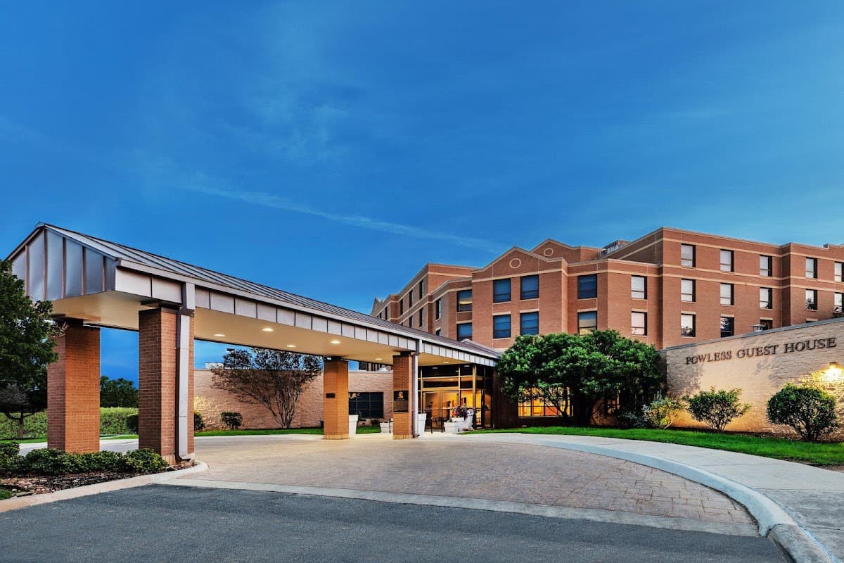 Holiday Inn Express Powless House, Hotel in Kirby