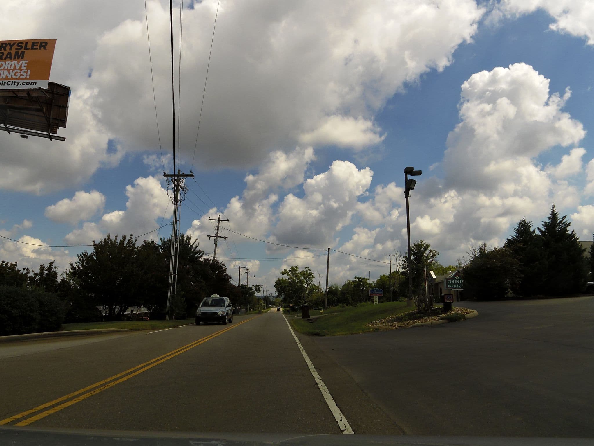 Street view near Comfort Suites Airport Alcoa, Alcoa — © allen (CC BY-SA · Mapillary)