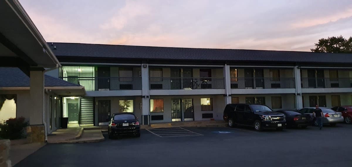 Rest Inn, Motel in McAlmont