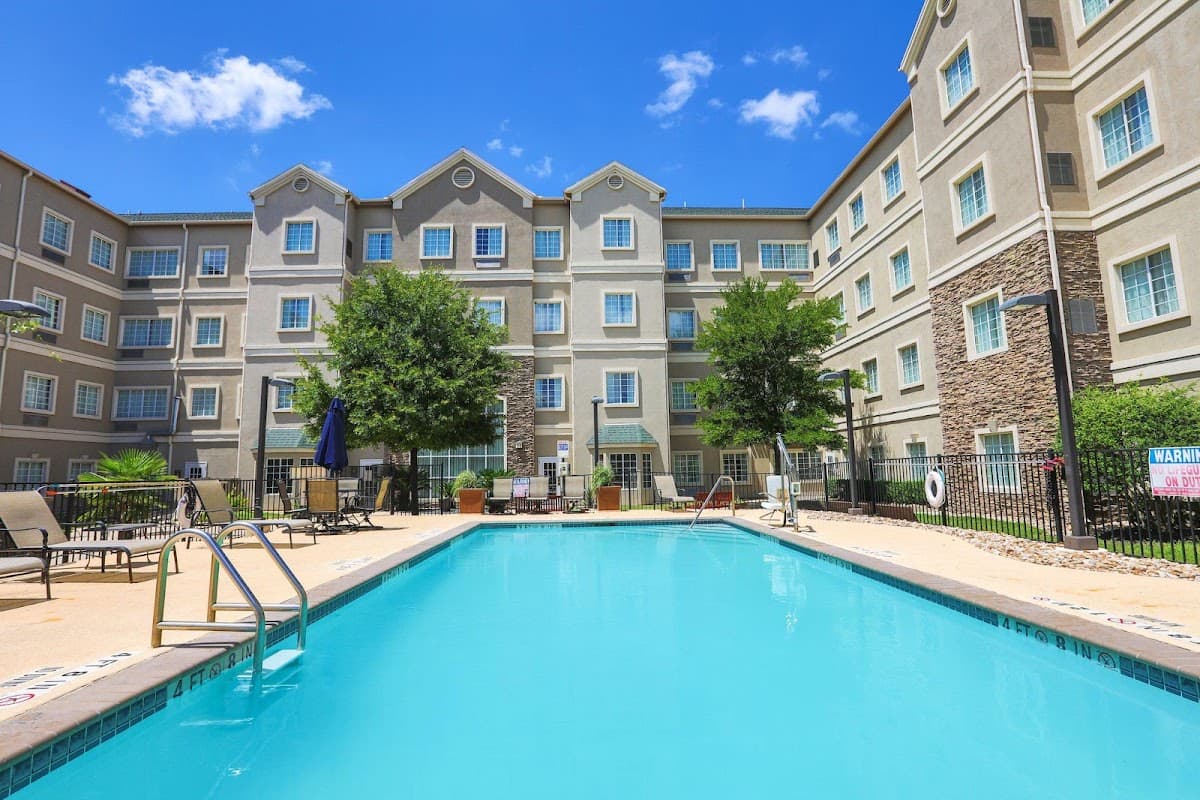 Staybridge Suites Austin Airport, Hotel in Austin