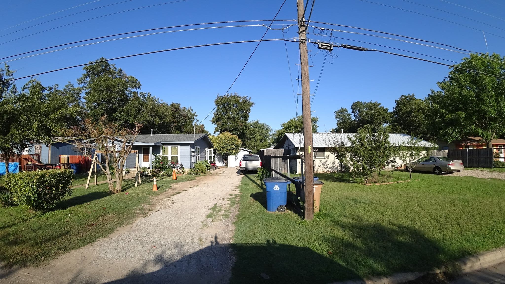 Street view near Budget Lodge of Austin, University of Texas — © mly_aus04 (CC BY-SA · Mapillary)