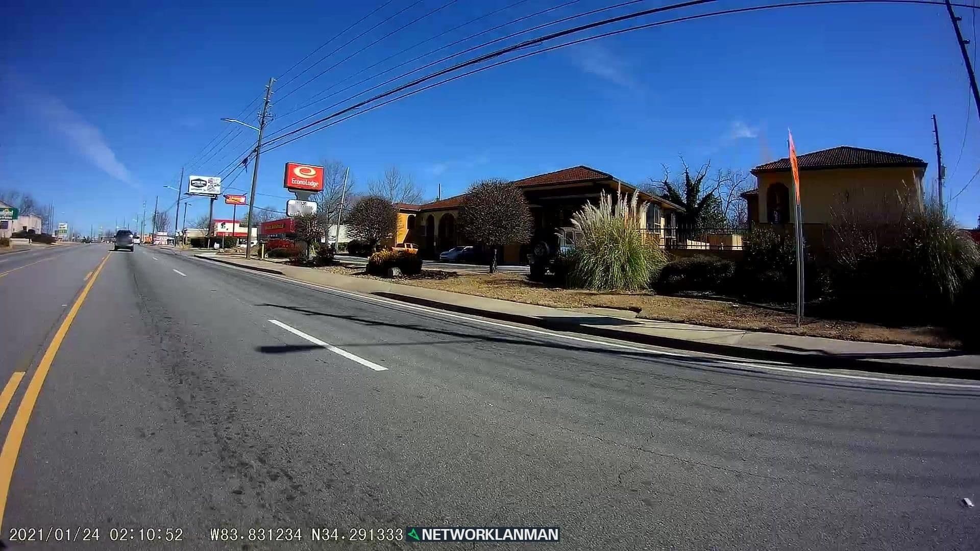 Street view near America's Best Value Inn, Flowery Branch — © networklanman (CC BY-SA · Mapillary)