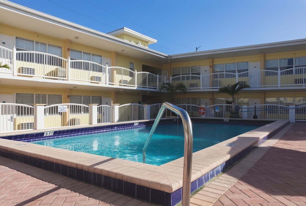 Beach Place Hotel, Hotel in Surfside