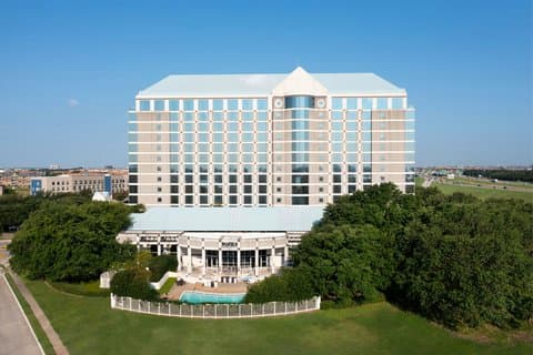 Renaissance Dallas North Hotel, Hotel in Farmers Branch