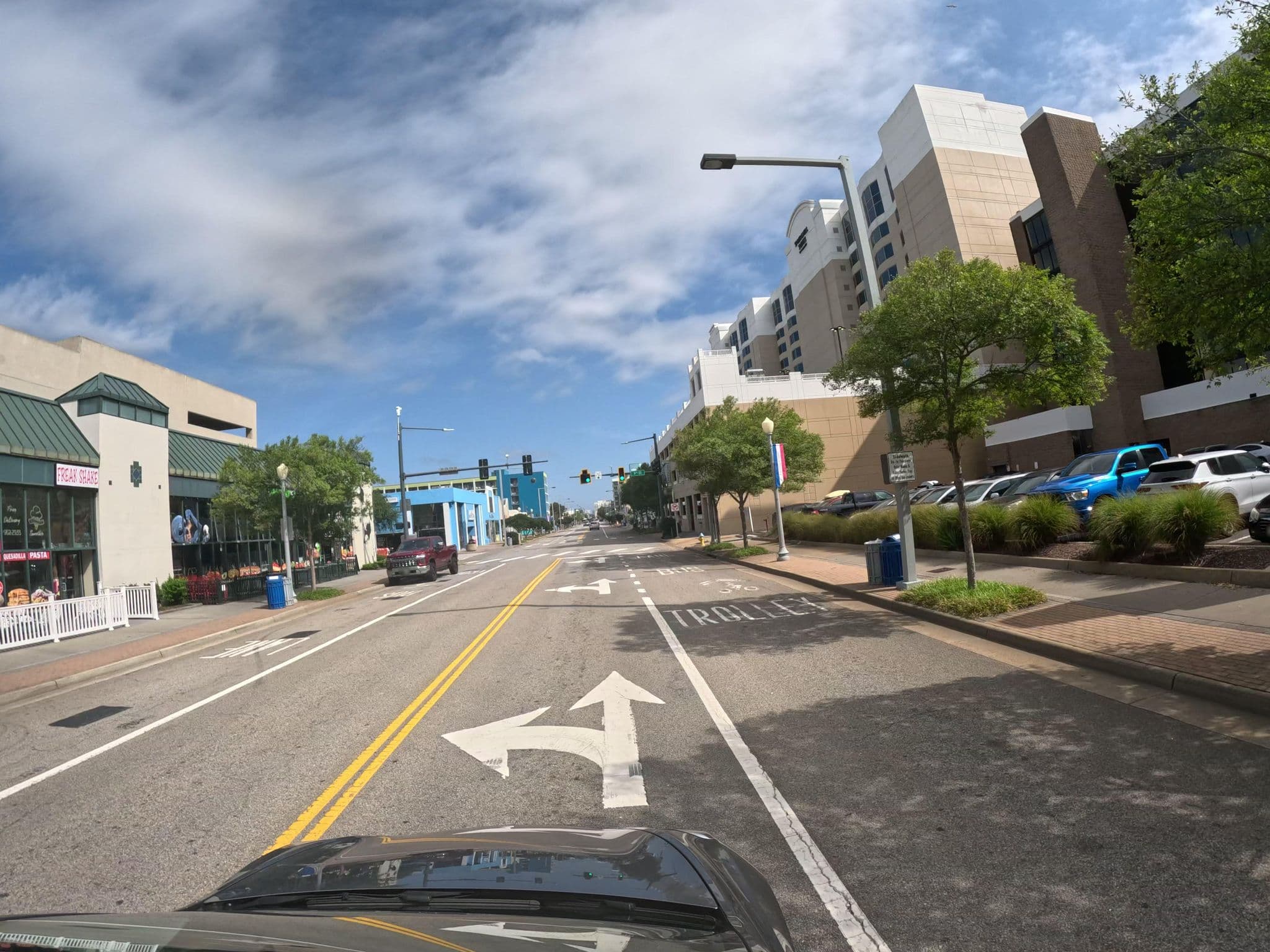 Street view near Barclay Towers Resort Hotel, Virginia Beach — © vorpalblade (CC BY-SA · Mapillary)