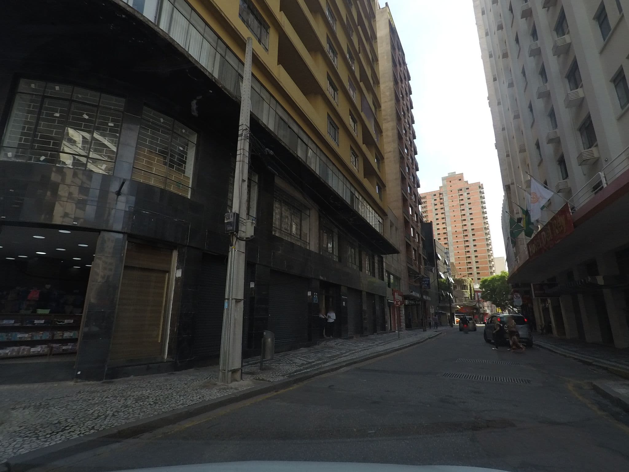 Street view near Hotel Del Rey, Curitiba — © marciosampaio (CC BY-SA · Mapillary)