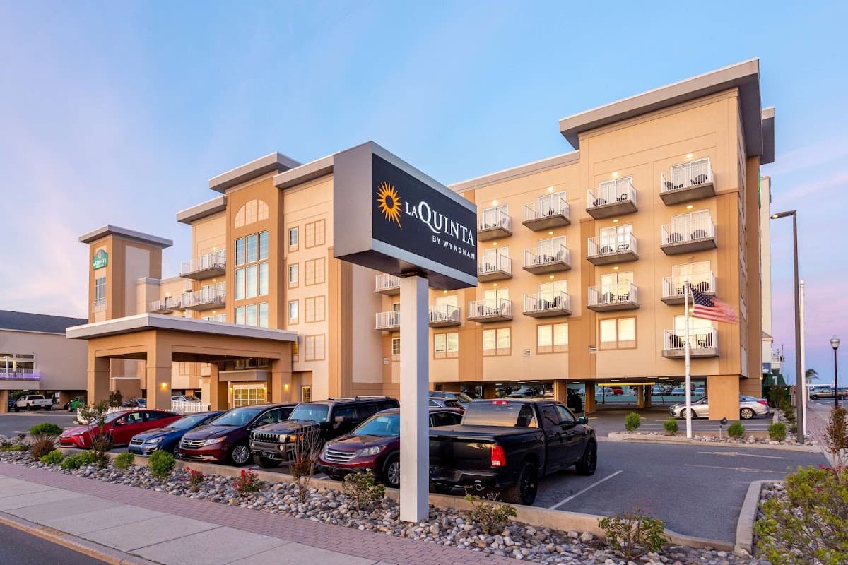 La Quinta Inn & Suites Ocean City, Hotel in West Ocean City