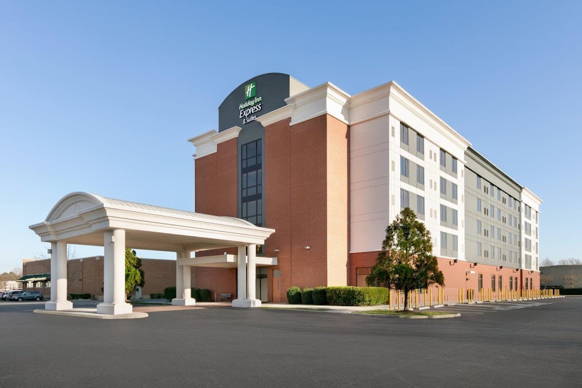 Holiday Inn Express & Suites Norfolk Airport, Hotel in Norfolk