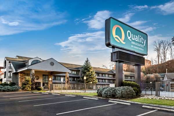 Quality Inn & Suites at Dollywood Lane, Hotel in Pigeon Forge